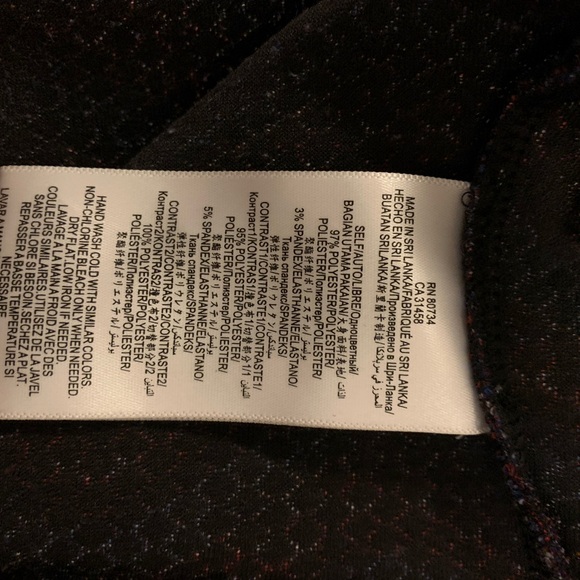 BCBGeneration! CUTE BLACK BLUE RED PATTERN TEXTURED STRETCHY LONG SLEEVE TOP - Picture 8 of 8